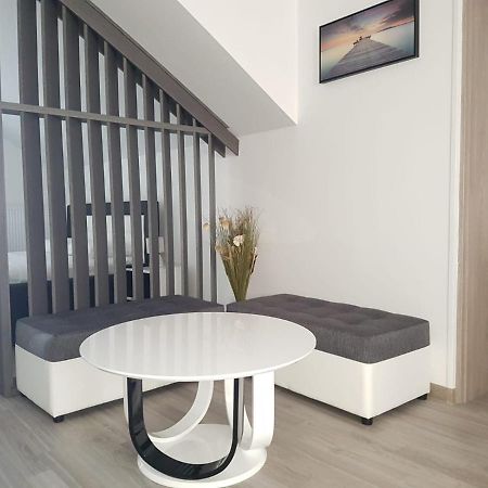 Apartmani Brigita Korenica Exteriér fotografie