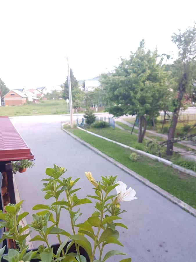 Apartmani Brigita Korenica Exteriér fotografie